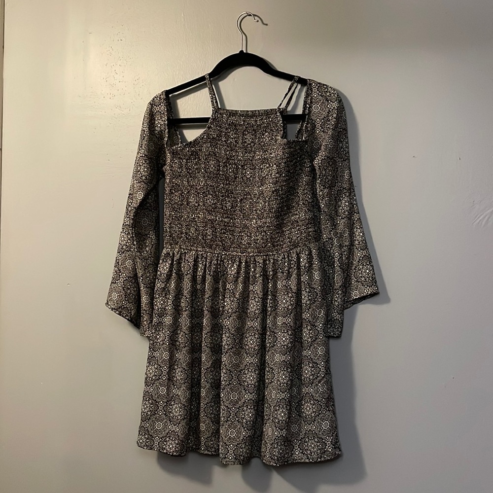 Baby doll flared sleeve dress🖤